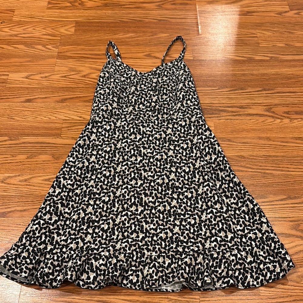 Old Navy Black and White Textured Top